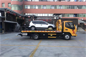 钢城区汽车紧急补胎换胎救援