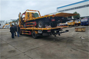 钢城区同城汽车补胎