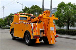 钢城区高速路拖车费