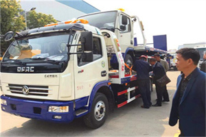 钢城区汽车道路救援拖车价格